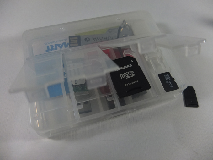 Japan Home USB and SD Card Case Review 04