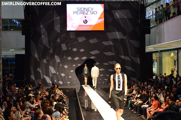 Sidney Perez Sio creations for Beats by Dr.Dre at the 2015 PowerMac Philippine-Fashionweek