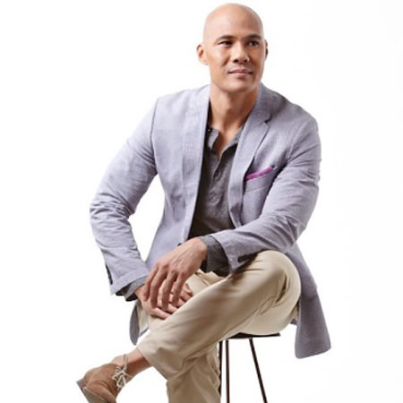 Filipino model and television host Rovilson Fernandez says work would come to a standstill if his smartphone is not charged with enough power for web browsing, writing emails and editing pictures. For Rovilson, Gosh! delivers elegantly designed power banks that extend the battery life of his mobile device. “Gosh! is a perfect complimentary accessory to the style conscious in need of a functional and fashionable tool for everyday living,” says the Power Mac Center brand ambassador for Gosh!.