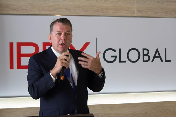 IBEX Global’s CEO, Bob Dechant gave the keynote speech during the inauguration and ribbon-cutting.