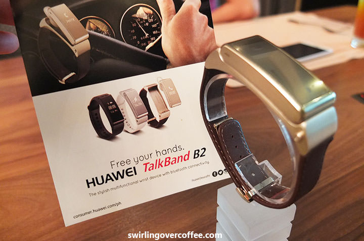Huawei TalkBand B2 is your splash-proof, uber-practical, Bluetooth earpiece and fitness wearable