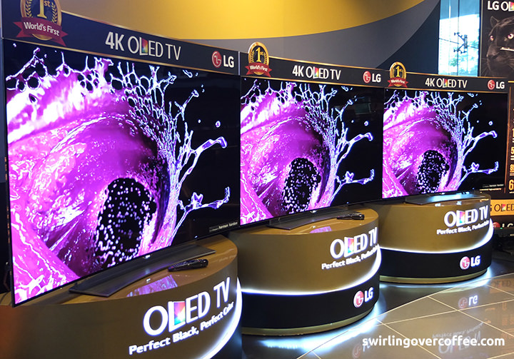 LG Curved OLED TV
