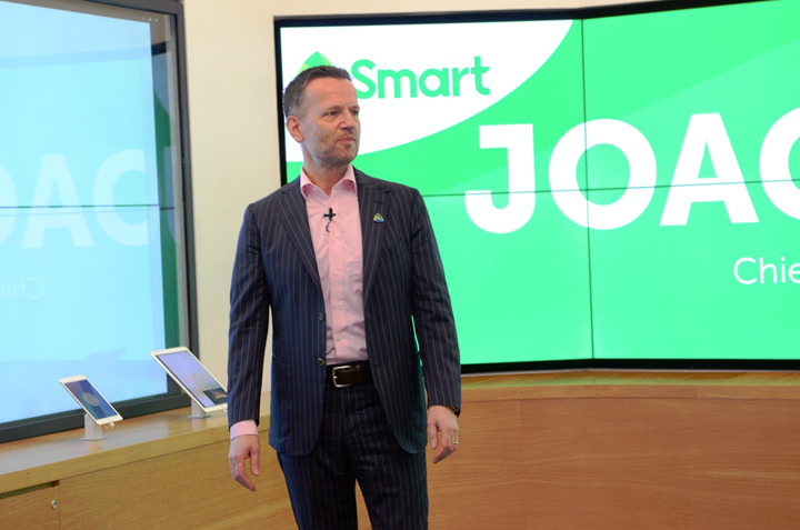 Joachim Horn, Smart Chief Technology and Information Adviser, talks about the massive Smart network transformation to provide subscribers with an awesome digital lifestyle.