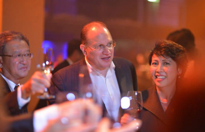 Nina Solomon (right) with AIA Group CEO and President Mark Tucker (center) and AIA Regional Chief Executive Ng Keng Hooi (left) at the 2014 AIA President’s Club in Berlin.