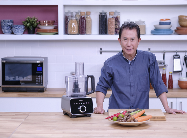 Asian Food Channel kicks off 2017 with celebrity chef Martin Yan