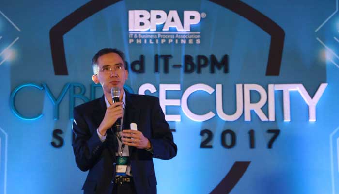 Globe Business Senior Advisor for Support Services and Solutions Development Mike Sy talked about “Winning the War on Cyber Crime”. His presentation focused on introducing Managed Security Services and its importance and relevance for businesses. 