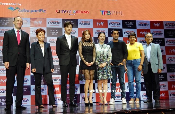 (L-R) Geoff Andres (Property President, City of Dreams, Manila), Anne Chan (Chief Operating Officer of CJ E&M HK), Thunder Park, Sandara Park, Grace Lee, Sam Y.G., Charo Lagamon (Director Corporate Communications, Cebu Pacific), and Arnold Gonzales (OIC Media Relations, Tourism Promotions Board Philippines).