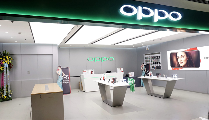 Opening of the OPPO Concept Store at SM Megamall with Coleen Garcia.
