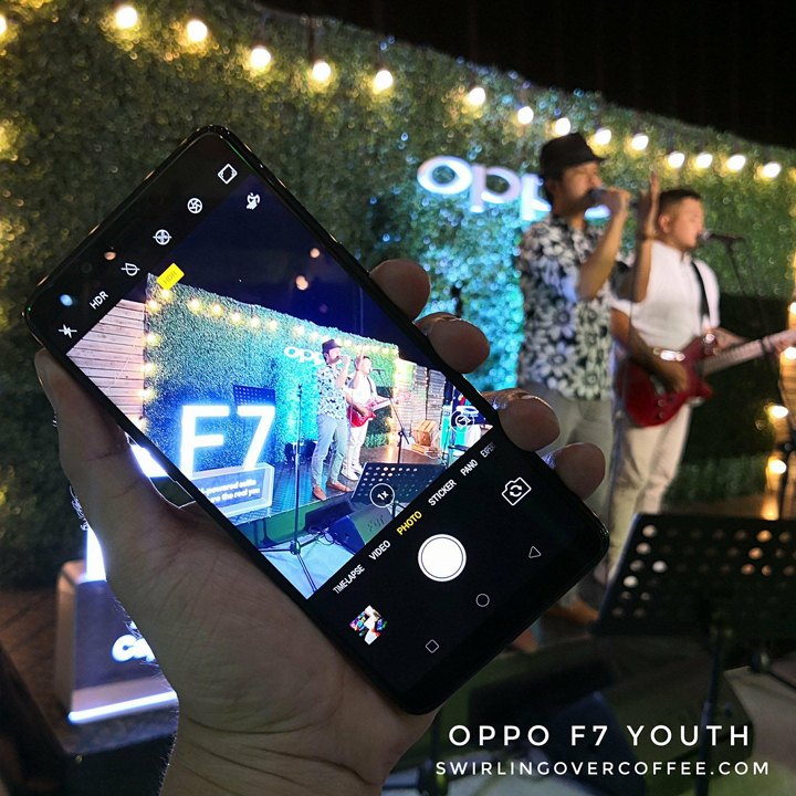 OPPO F7 Youth pre-order buyers (starting May 28) get a free Olike Magic Music Lamp Bluetooth speaker