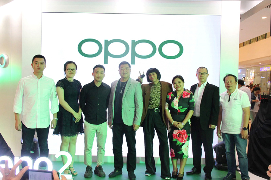 Biggest OPPO Super Experience Store in the PH opens in Ayala Malls Manila Bay