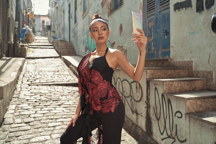 MEGA Magazine Featuring Nadine Lustre’s Brazil Photos Now in Vivo Stores
