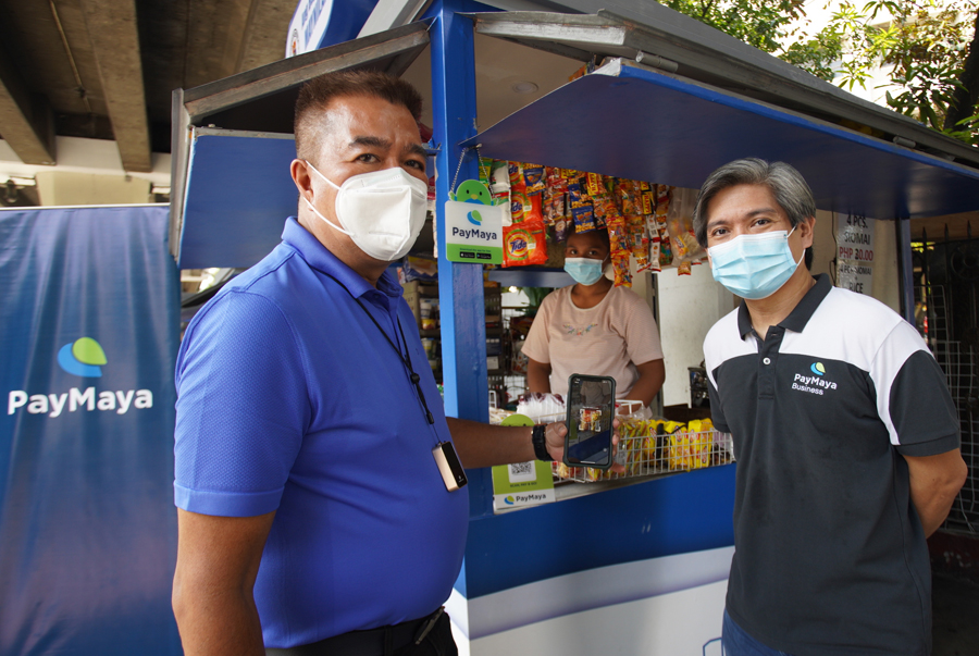 Divisoria, Manila City Vendors Go Cashless With PayMaya QR