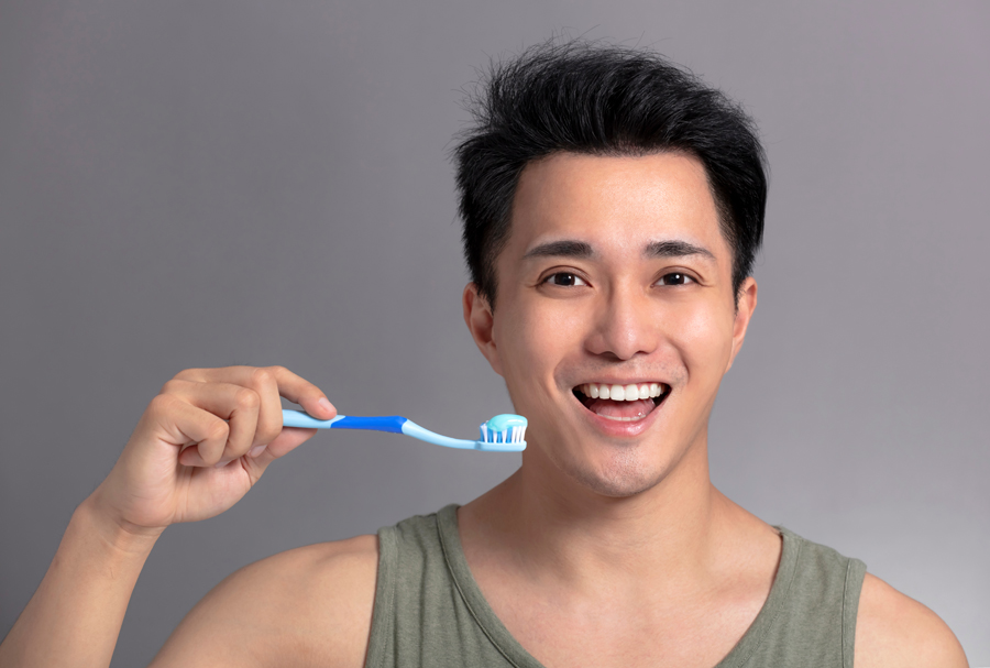 Know these four easy ways to maintain healthy oral hygiene amid the pandemic