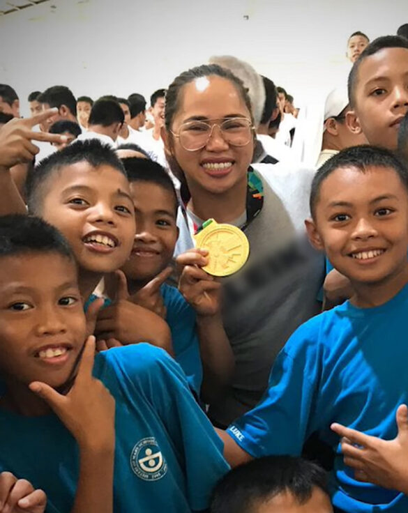 Hidilyn Diaz and Jollibee support Filipino athletes to reach their dreams