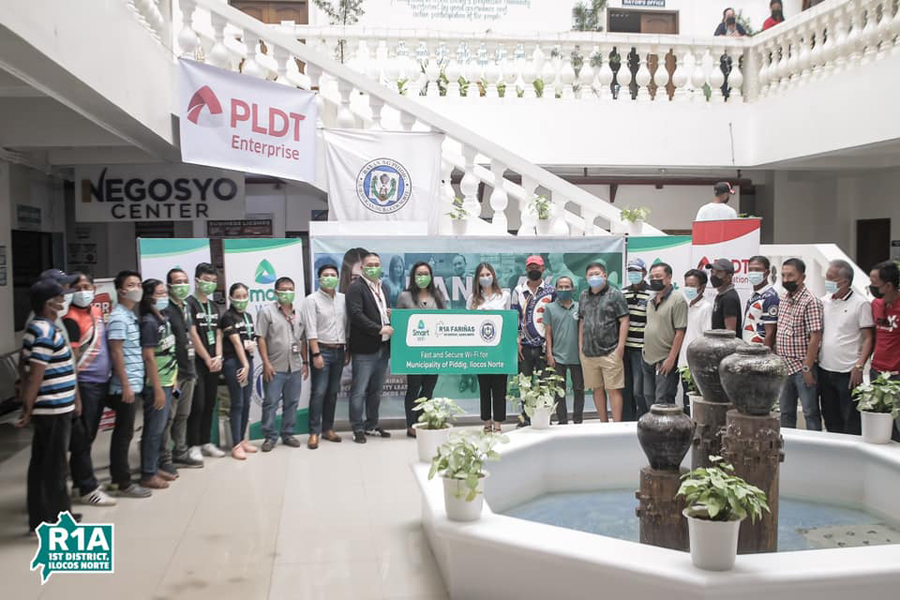 PLDT, Smart team up with Ilocos Norte towns for Smart WiFi