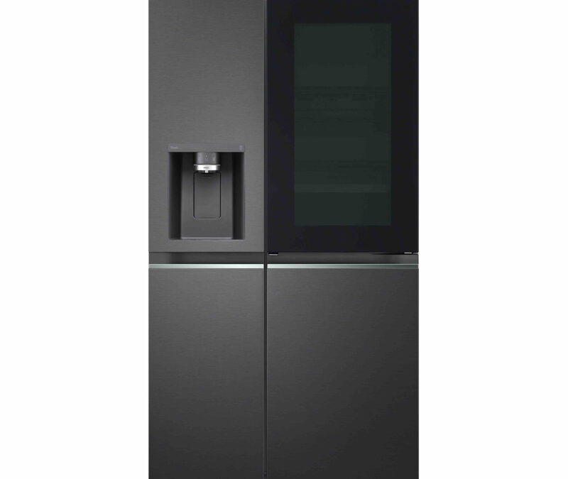 LG’s New Refrigerator Lineup Blends Smarts and Style