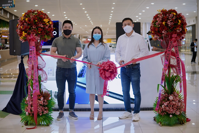 First WIKO kiosk opens in SM City Grand Central
