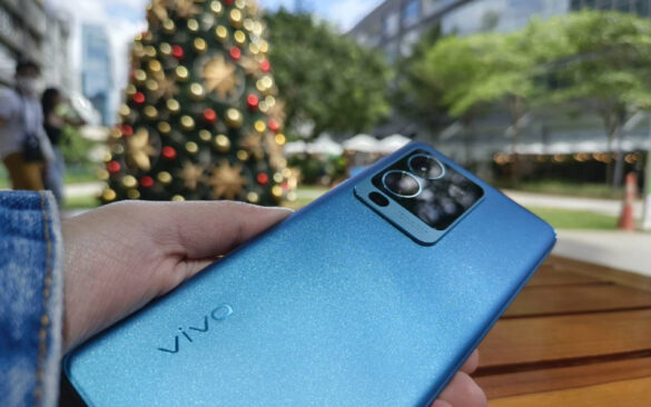 Complete your early Christmas shopping with vivo V25 Series