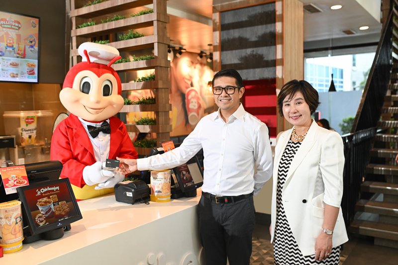 Jollibee, now accepting Visa card payments in the Philippines, launches ‘Tap-Sarap with Visa’ promotion powered by Maya Business
