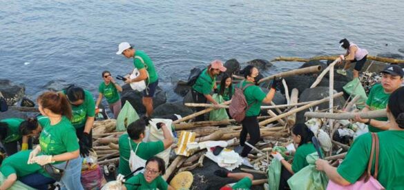 Inspiring Community: Watsons partners with SM for this year’s International Coastal Cleanup